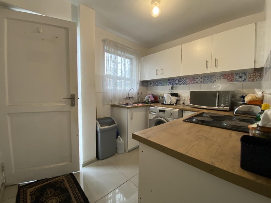 2 Bedroom Property for Sale in Fairfield Estate Western Cape